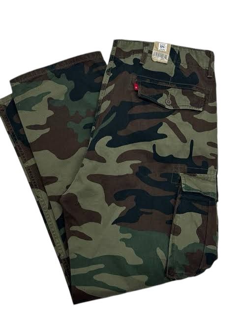 Pantalón Levi Strauss & Co (CAMUFLAJEADO)